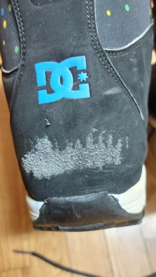 tabla snowboard mujer Atomic fijata Drake botas Dc