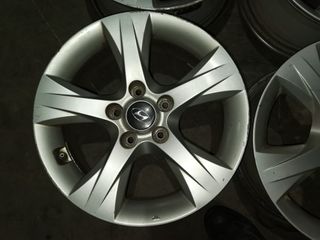 JUEGO DE LLANTAS HYUNDAI I40 5X114,3 BUJE 67,1MM