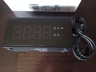 Radio despertador Poss CR1801