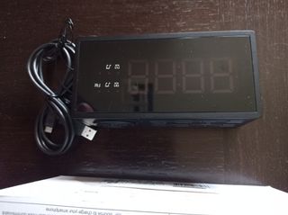 Radio despertador Poss CR1801