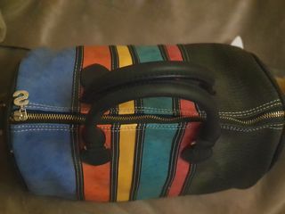 Bolso marca desigual 
