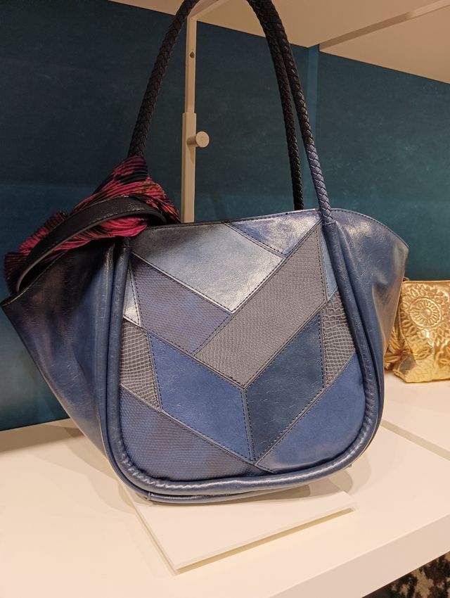 Nova bolsa Desigual.