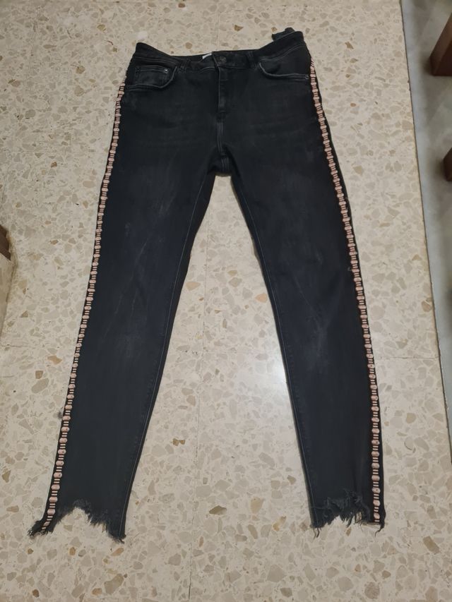vaquero negro zara
