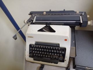 Máquina de escribir Olympia