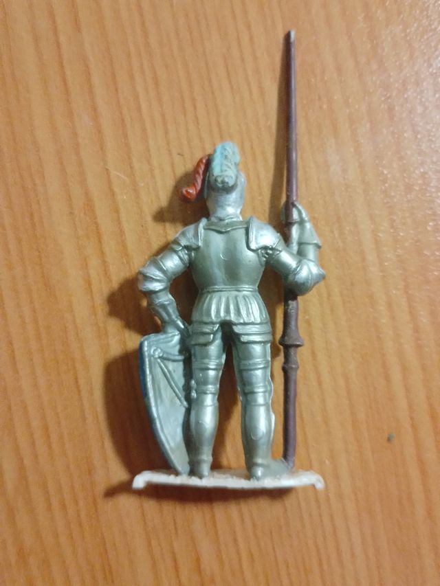 Figura Elastolin.