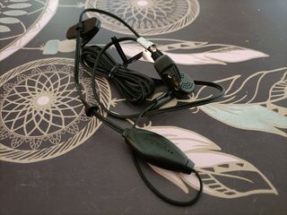 Cargadores y cascos antiguos