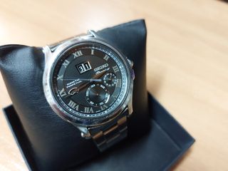  Seiko Premier Kinetic Perpetual SNP041 