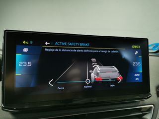 Peugeot 3008 HYBRID4 GT EAT8 300CV
