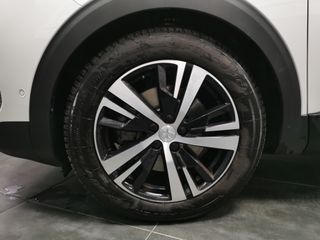 Peugeot 3008 HYBRID4 GT EAT8 300CV