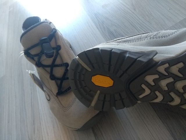 Botas trekking Lizard 37 vibram