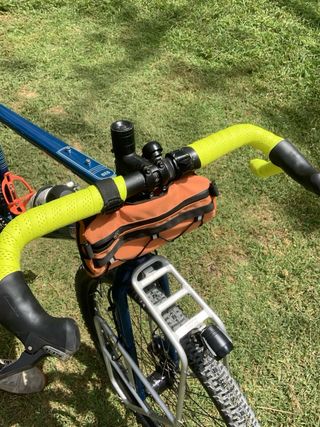 Bicicleta gravel bikepacking riverside touring 520