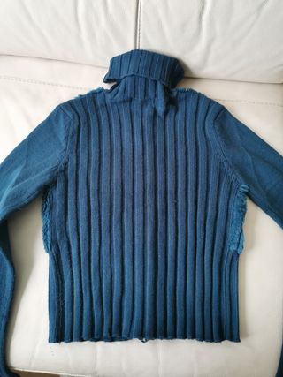 CHAQUETA DE PUNTO Y PELO CORTO. TALLA S/M