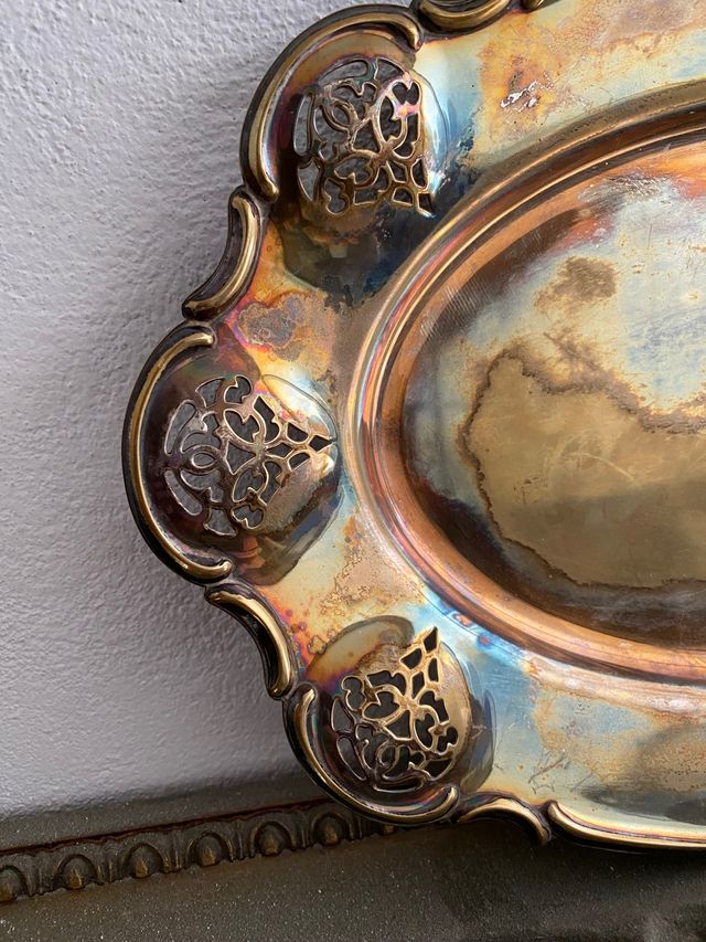 Vassoio antico in acciaio