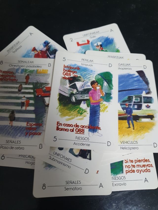 baraja de cartas de la ertzaina, policía vasca