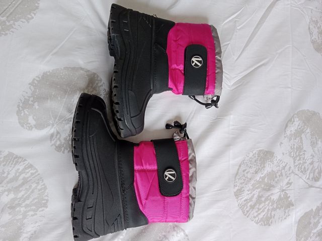 BOTAS APRESKI TALLA 33/34 NUEVAS