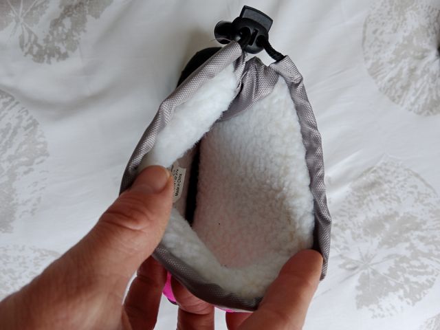 BOTAS APRESKI TALLA 33/34 NUEVAS