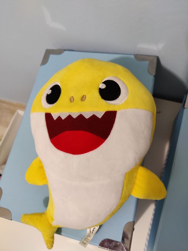 Peluche Baby Shark