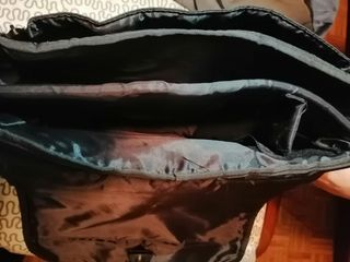 Funda portátil negra