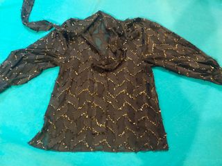 blusa negra gasa