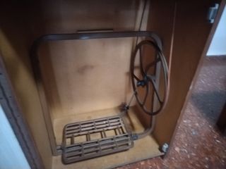 Máquina de coser Sigma con Mueble