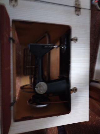 Máquina de coser Sigma con Mueble