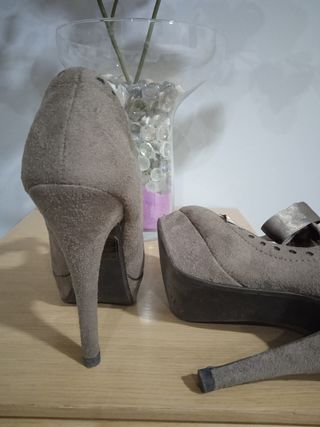 zapatos de tacón número 35