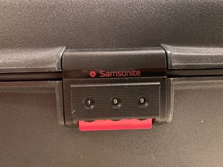 Neceser rígido negro Samsonite 