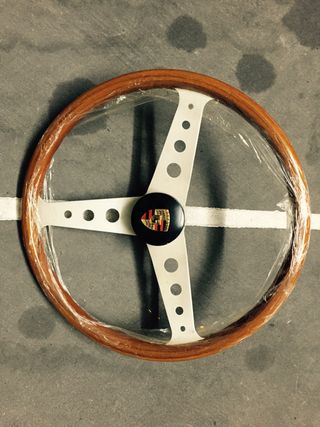 VOLANTE NARDI