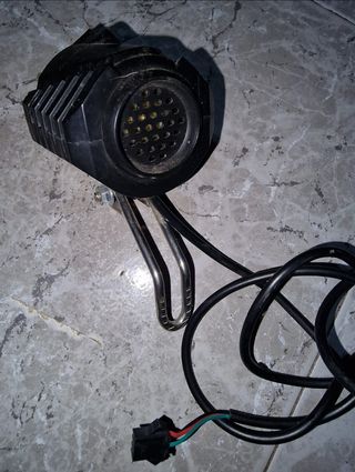 luz Delantera con claxon Patinete eléctrico 