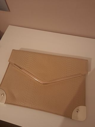 cartera de mano  y colga