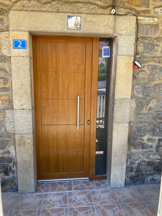 SE PRECISA INSTALDOR DE CARPINTERIA DE PVC