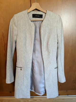 Abrigo clásico cuello Maho