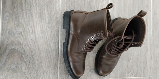 Botas marrones pull&bear talla 40