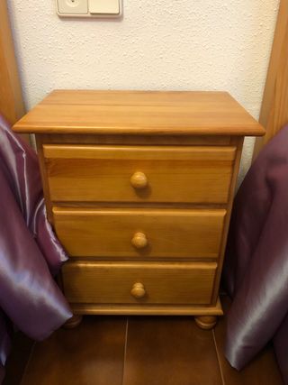 MUEBLES MADERA MACIZA PINO