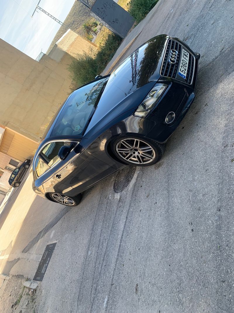 Audi  A5 2007 - foto 1