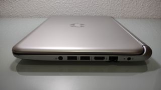 ORDENADOR PORTÁTIL HP PAVILION TACTIL + FUNDA