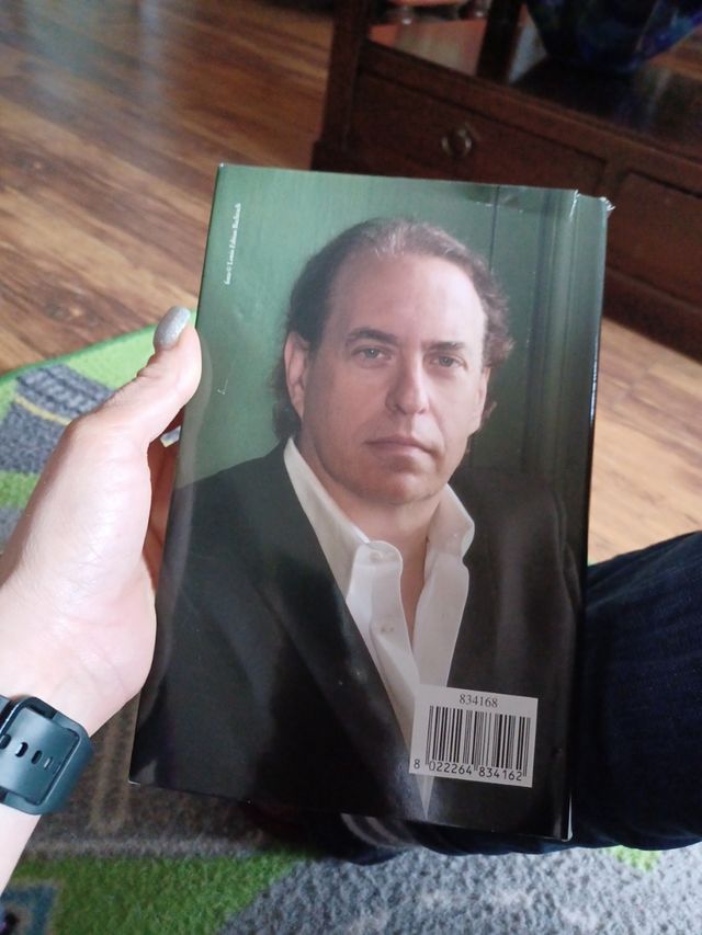 libro copertina rigida