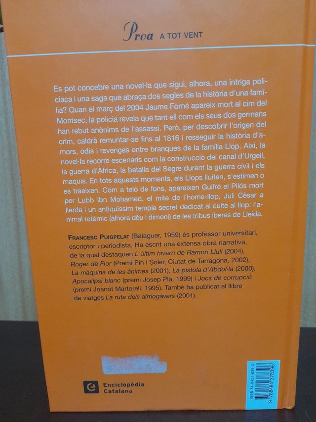 Els Llops. Novel·la de Francesc Puigpelat