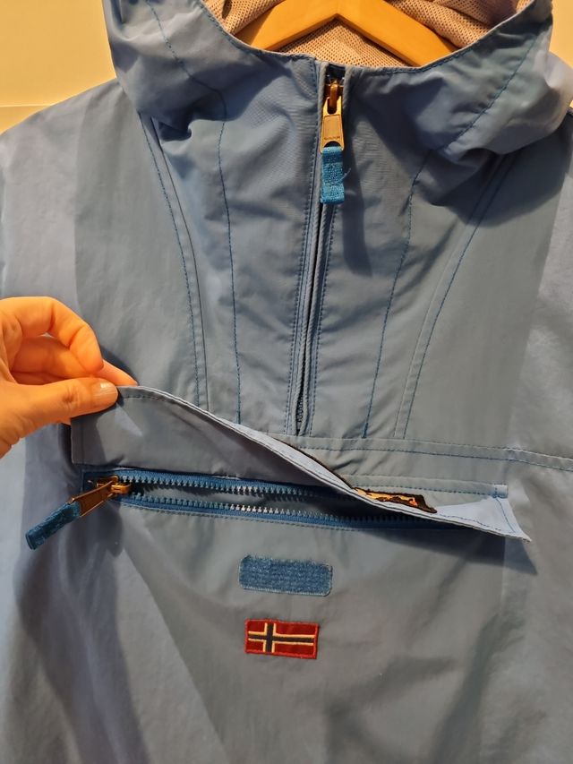 Chubasquero Napapijri Geographic 14 años