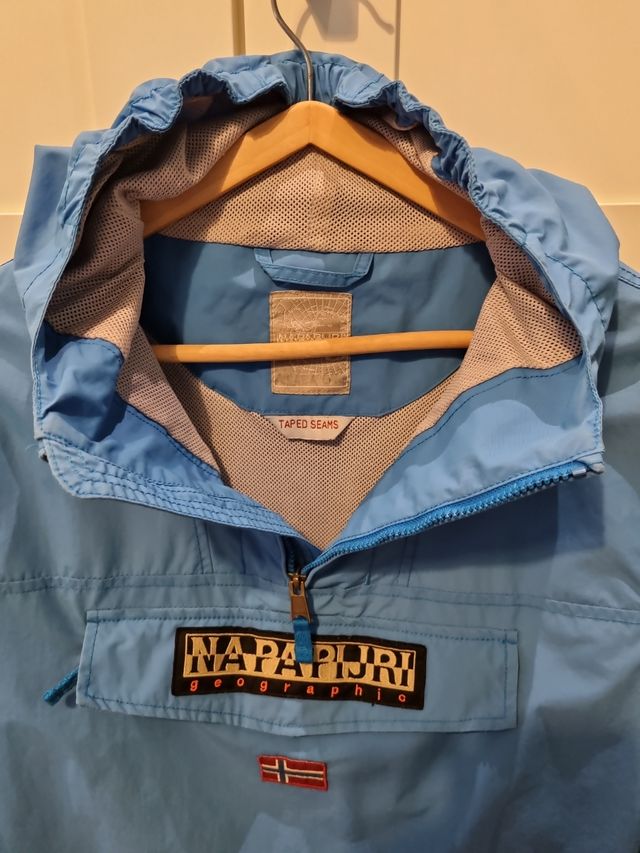 Chubasquero Napapijri Geographic 14 años