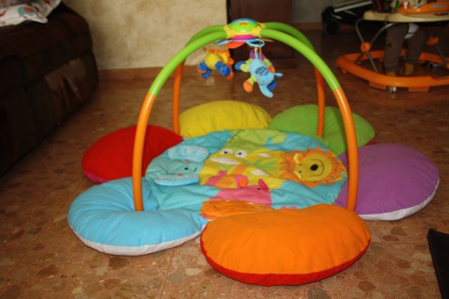 MANTA ACTIVIDADES BEBÉ