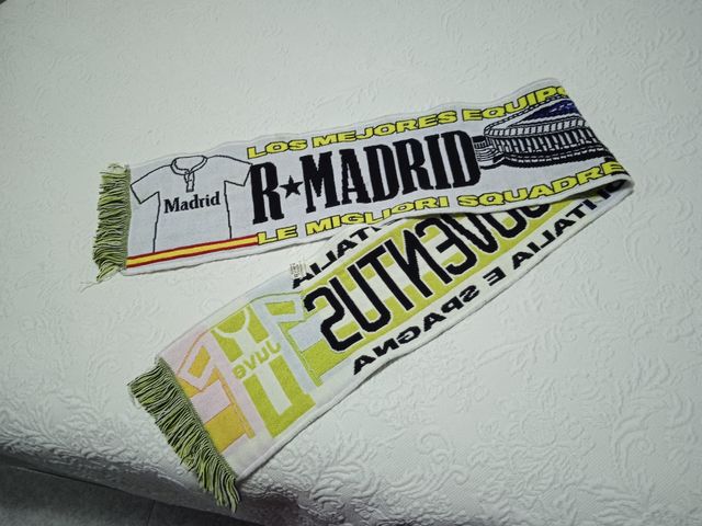 Bufanda Real Madrid-Juventus.