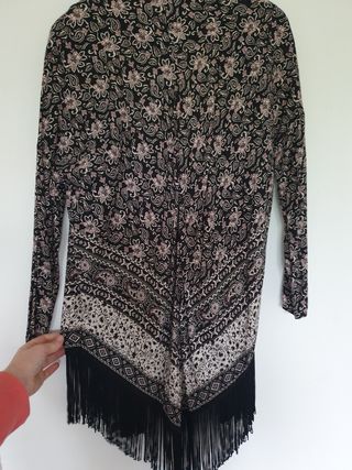 Kimono con flecos