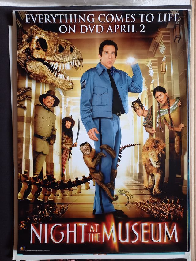 Posters Cine NOCHE EN EL MUSEO cartel película