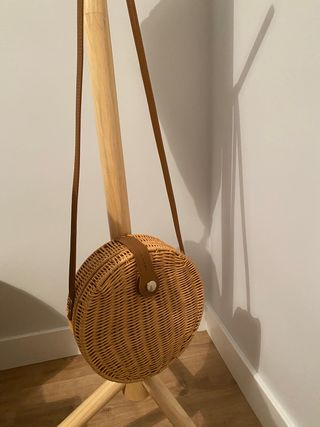 Bolso mimbre zara