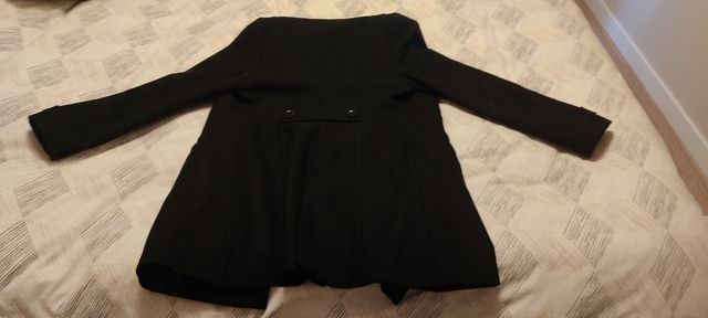 abrigo mujer negro de paño entallado