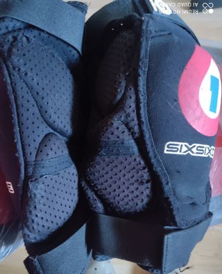 Rodilleras SIXSIXONE.