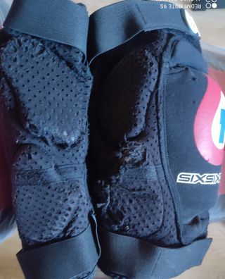 Rodilleras SIXSIXONE.