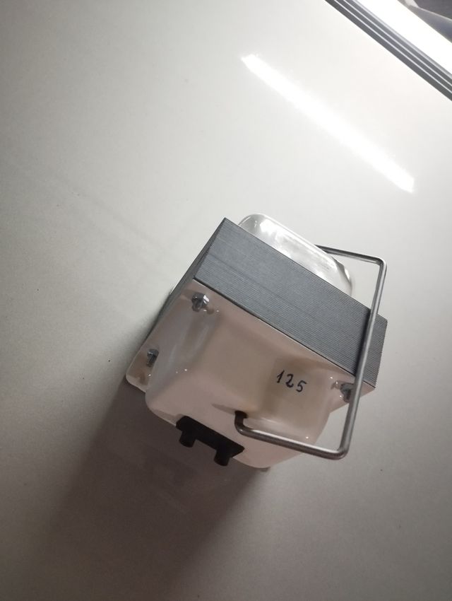 Transformador 125V/220V hasta 500 watios