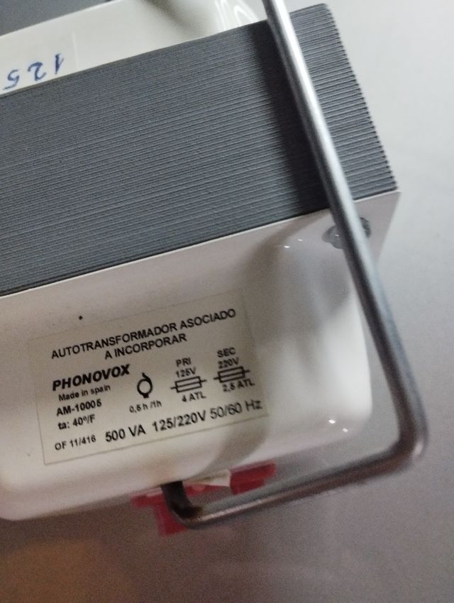 Transformador 125V/220V hasta 500 watios